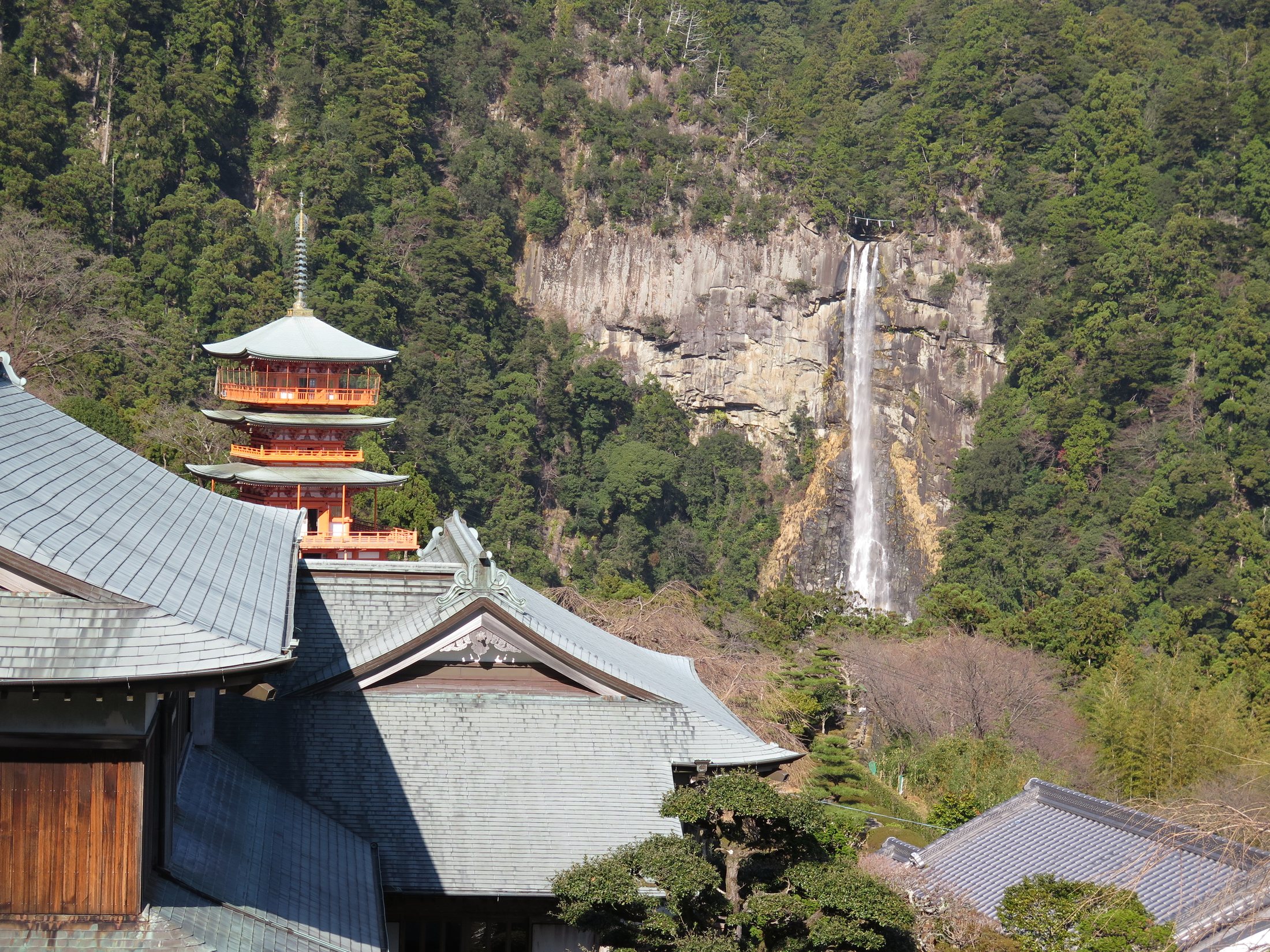 那智瀑布與青岸渡寺三重塔